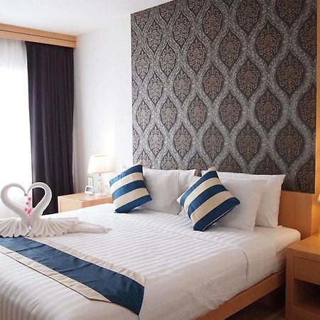Icheck Inn Central Patong Dış mekan fotoğraf
