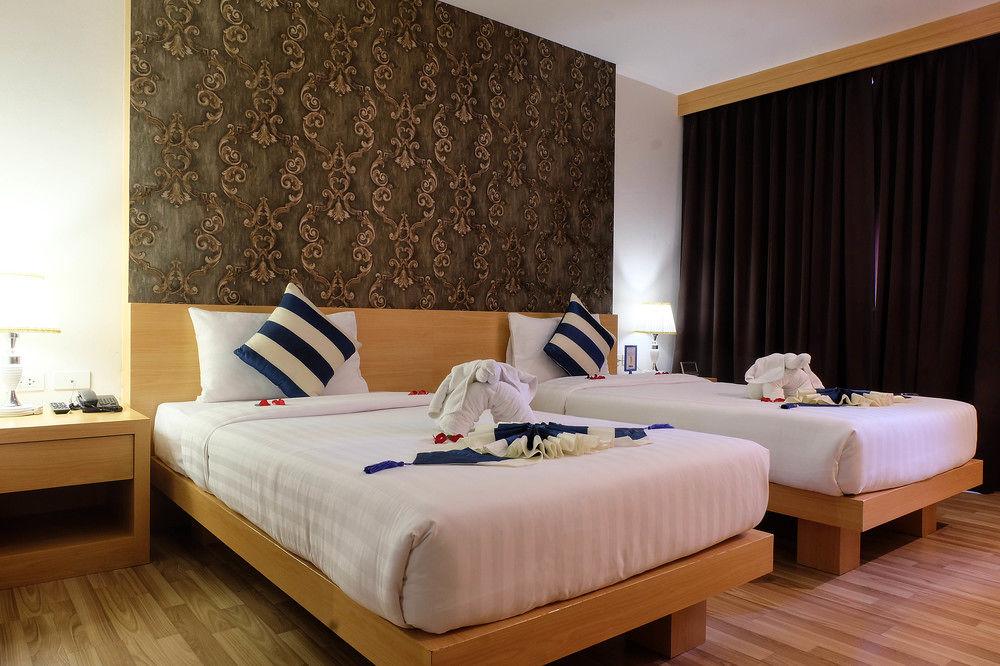 Icheck Inn Central Patong Dış mekan fotoğraf
