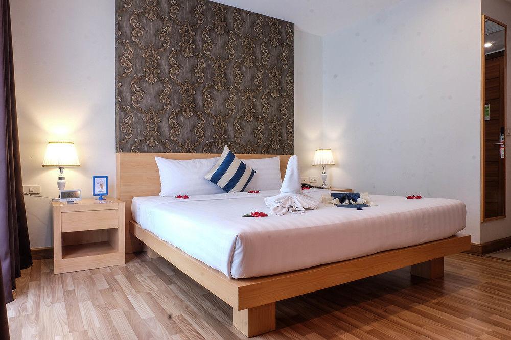 Icheck Inn Central Patong Dış mekan fotoğraf
