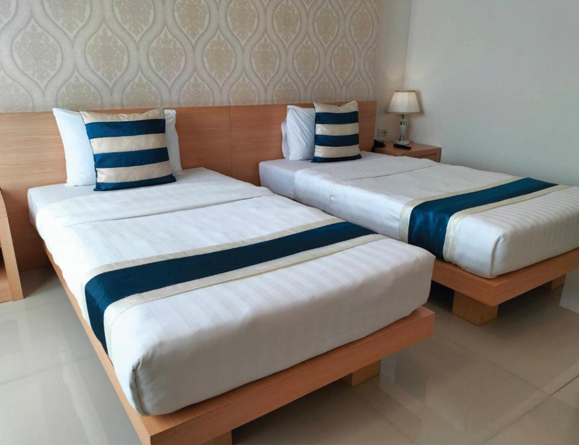 Icheck Inn Central Patong Dış mekan fotoğraf