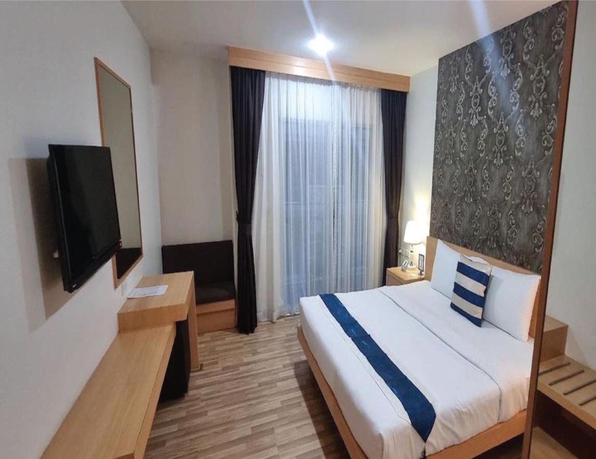 Icheck Inn Central Patong Dış mekan fotoğraf