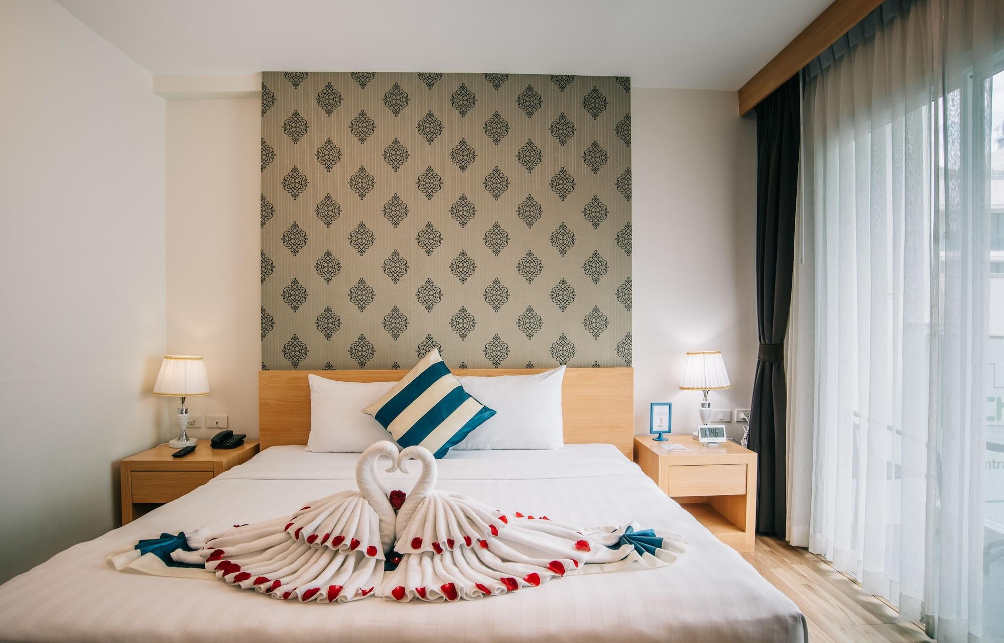 Icheck Inn Central Patong Dış mekan fotoğraf