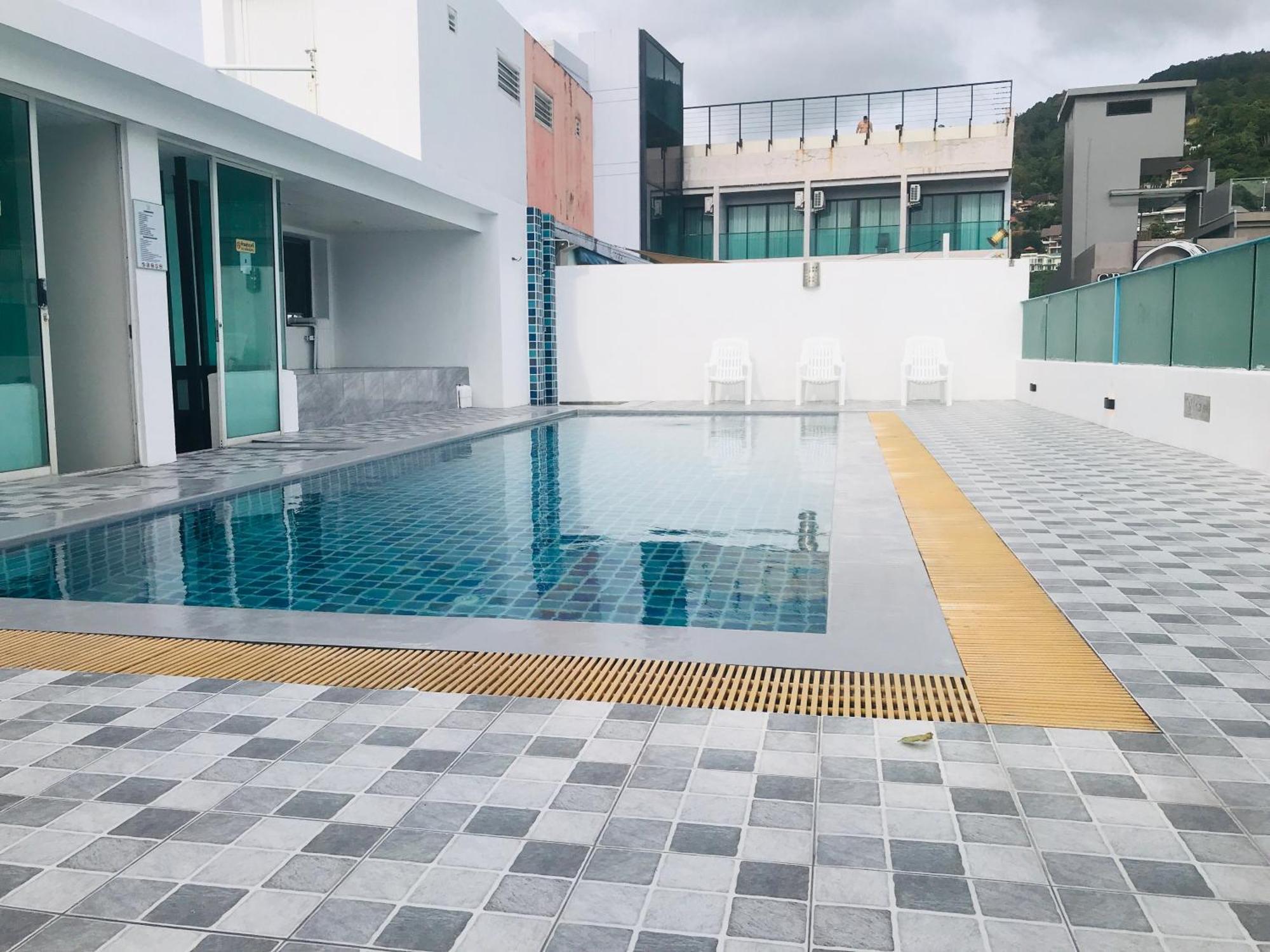 Icheck Inn Central Patong Dış mekan fotoğraf