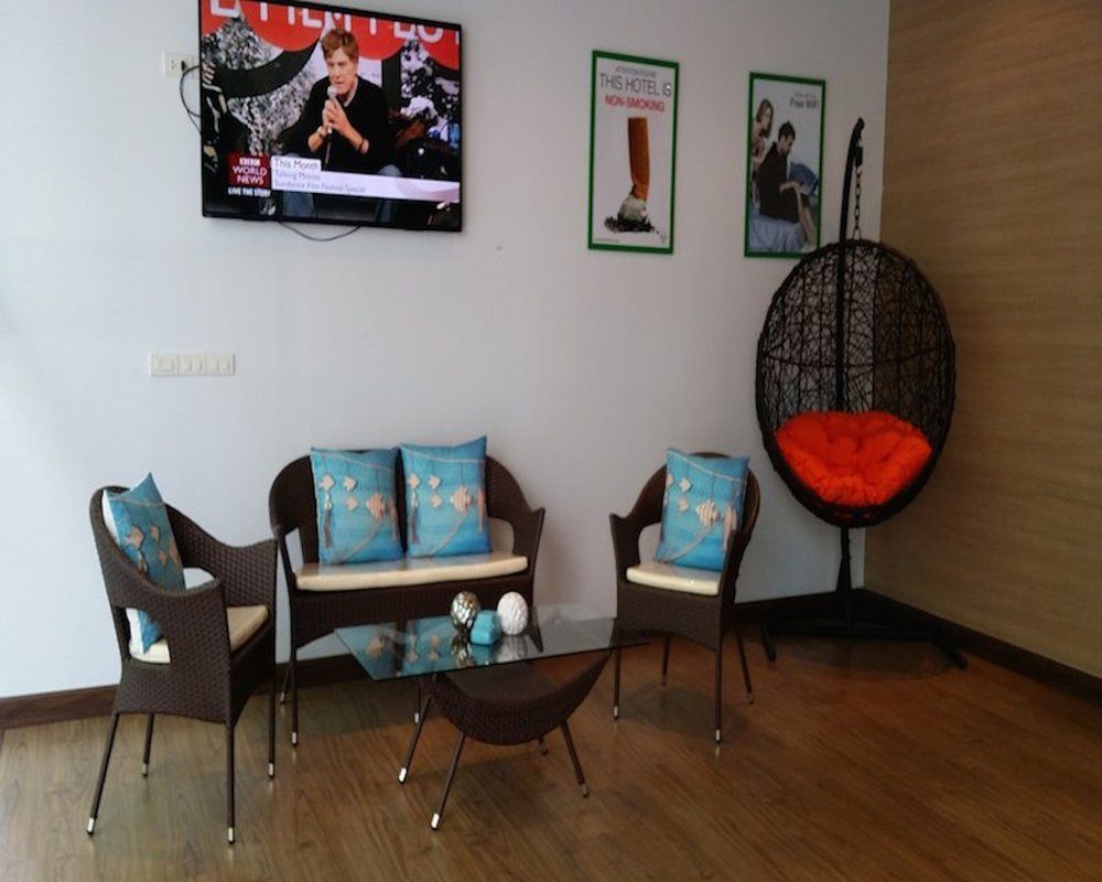 Icheck Inn Central Patong Dış mekan fotoğraf