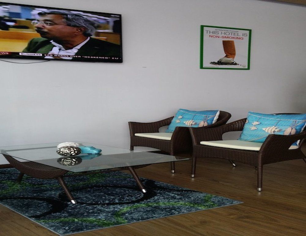 Icheck Inn Central Patong Dış mekan fotoğraf